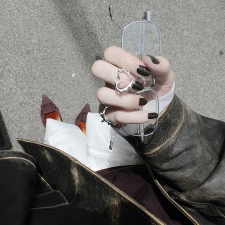 Raw edge heart ring