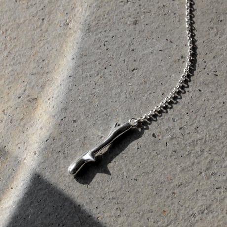 Raw edge clip necklace