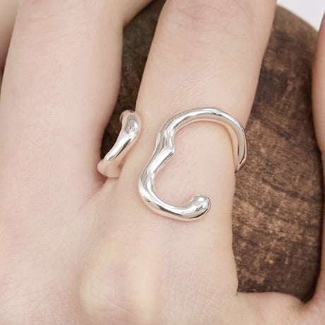 Frequency cuff ring (one color)