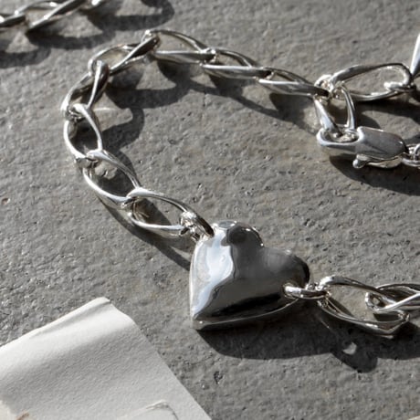 Single heart bracelet