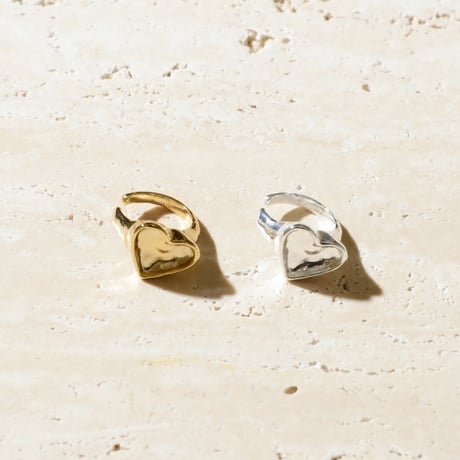 Locket heart earcuff