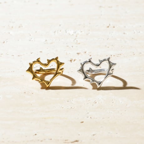 Raw edge heart ring