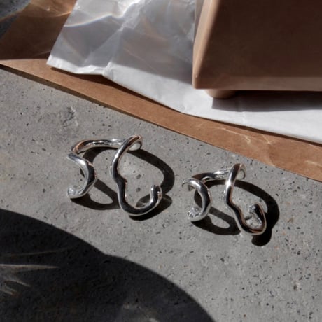 Frequency cuff pinky ring (one color)