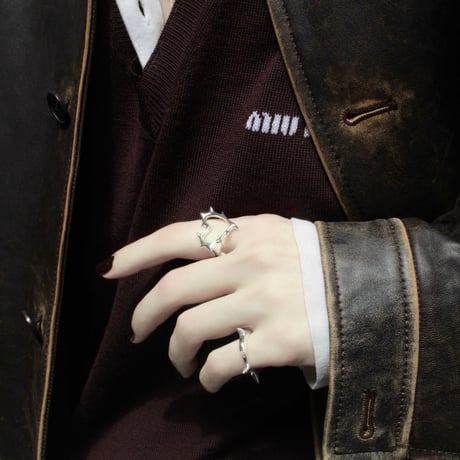 Raw edge heart ring