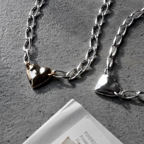 Single heart necklace