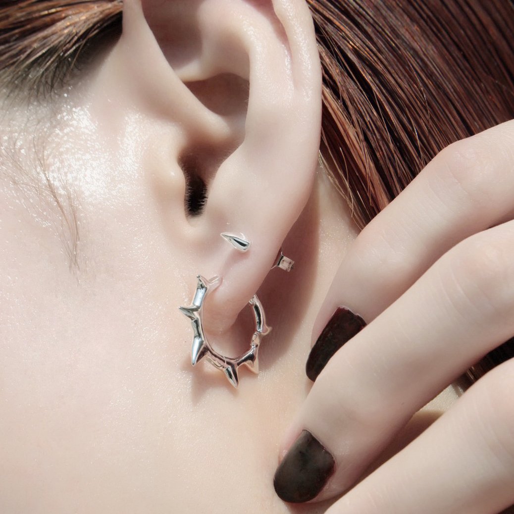 Raw edge hoop pierce | Soierie Online Store