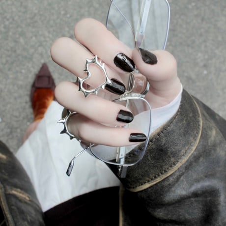 Raw edge heart ring