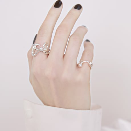 Frequency plain cuff ring