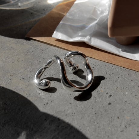 Frequency cuff pinky ring (one color)