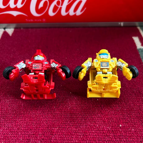 【当時モノ/ 稀少種】2012年 タカラトミー公式 ビークール "初期型バンブルビー＆ミラージュ" 2体セット［トランスフォーマー/ミニカー］