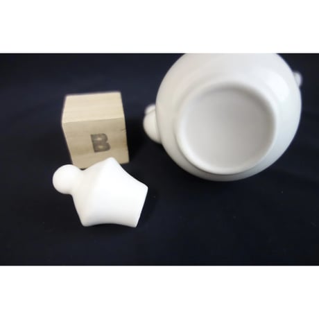 【香港☆ 調味料入れ】 ＜醋＞＜醤＞ /   香港では一輪挿しとして使っていました　#610295N