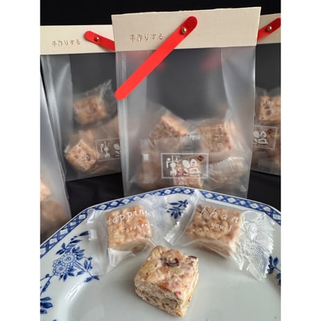 ＜＜新＞＞【香港☆ 常温】拿破崙邊角＜雪花酥＞お得に小分け！  /  鬆軟酥脆さくさくほろほろの軽い感触　#6072911N