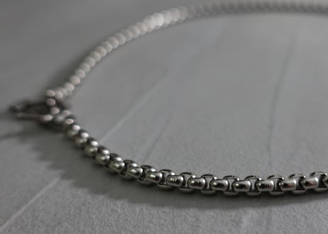 NeckLace 103 ／ match brown