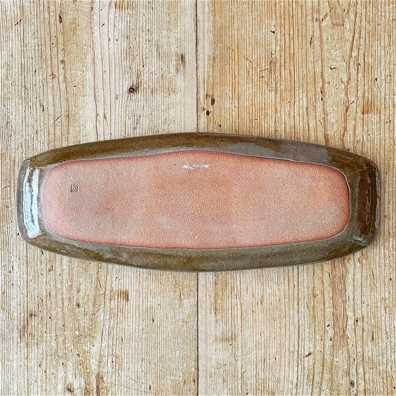 大皿（直径46cm）　明治以降（木箱あり） slip works 今津加奈 舟形皿 大 Red ① | MARKUS