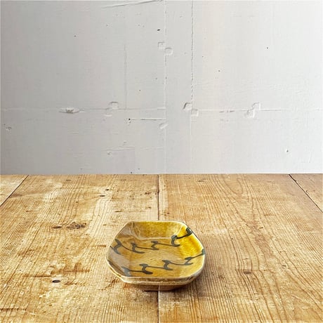 slip works 今津加奈　 舟形皿 小　Yellow ①