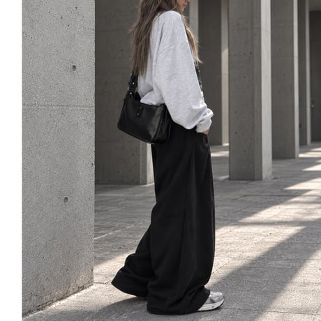 タックワイドスウェットパンツ 【BLACK】