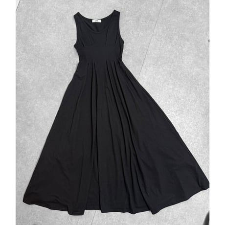 タックフレアワンピース 【BLACK】