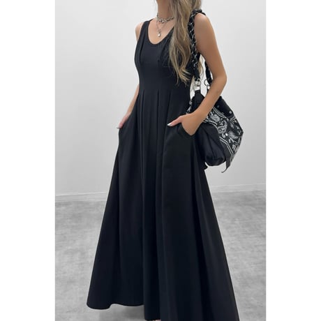 タックフレアワンピース 【BLACK】