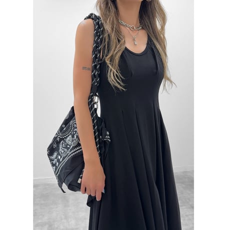 タックフレアワンピース 【BLACK】