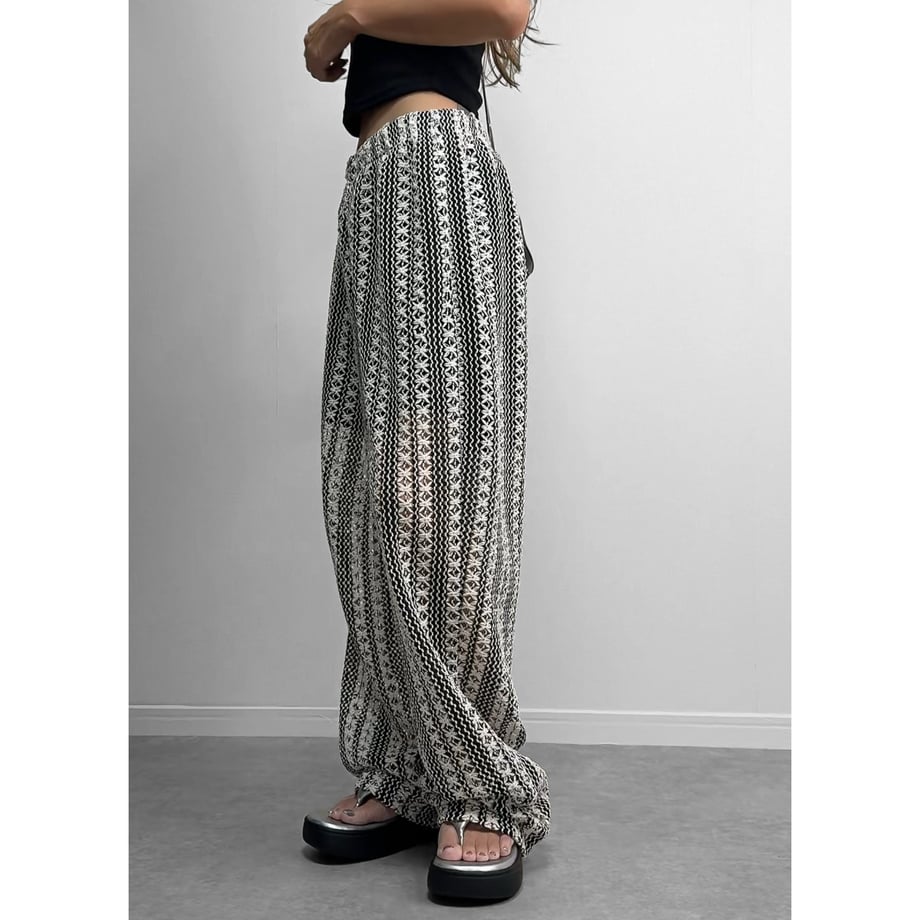 6a64a39b577d50e904d9d242