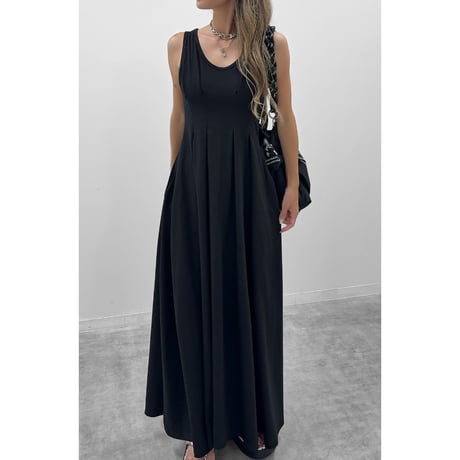 タックフレアワンピース 【BLACK】