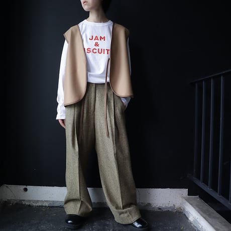 R&D.M.Co- JAM&BISCUITS L/T-shirt (white)[black/red]