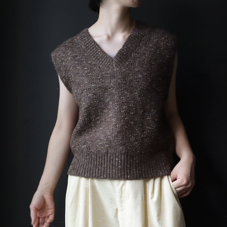 ànuke nep knit vest (brown)