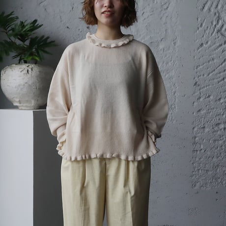TOWAVASE Volant cashmere pullover (ivory)