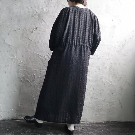 NOTA gown (black)