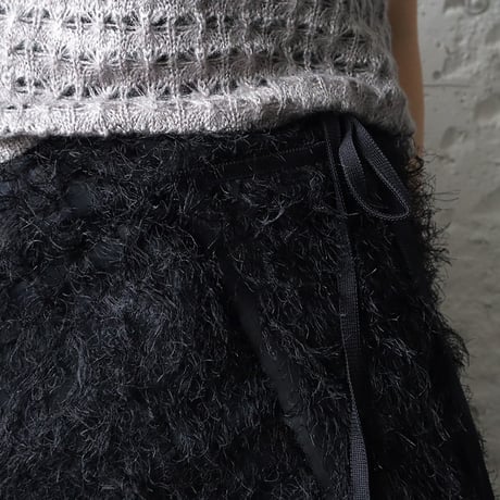 .less wrap skirt (black)