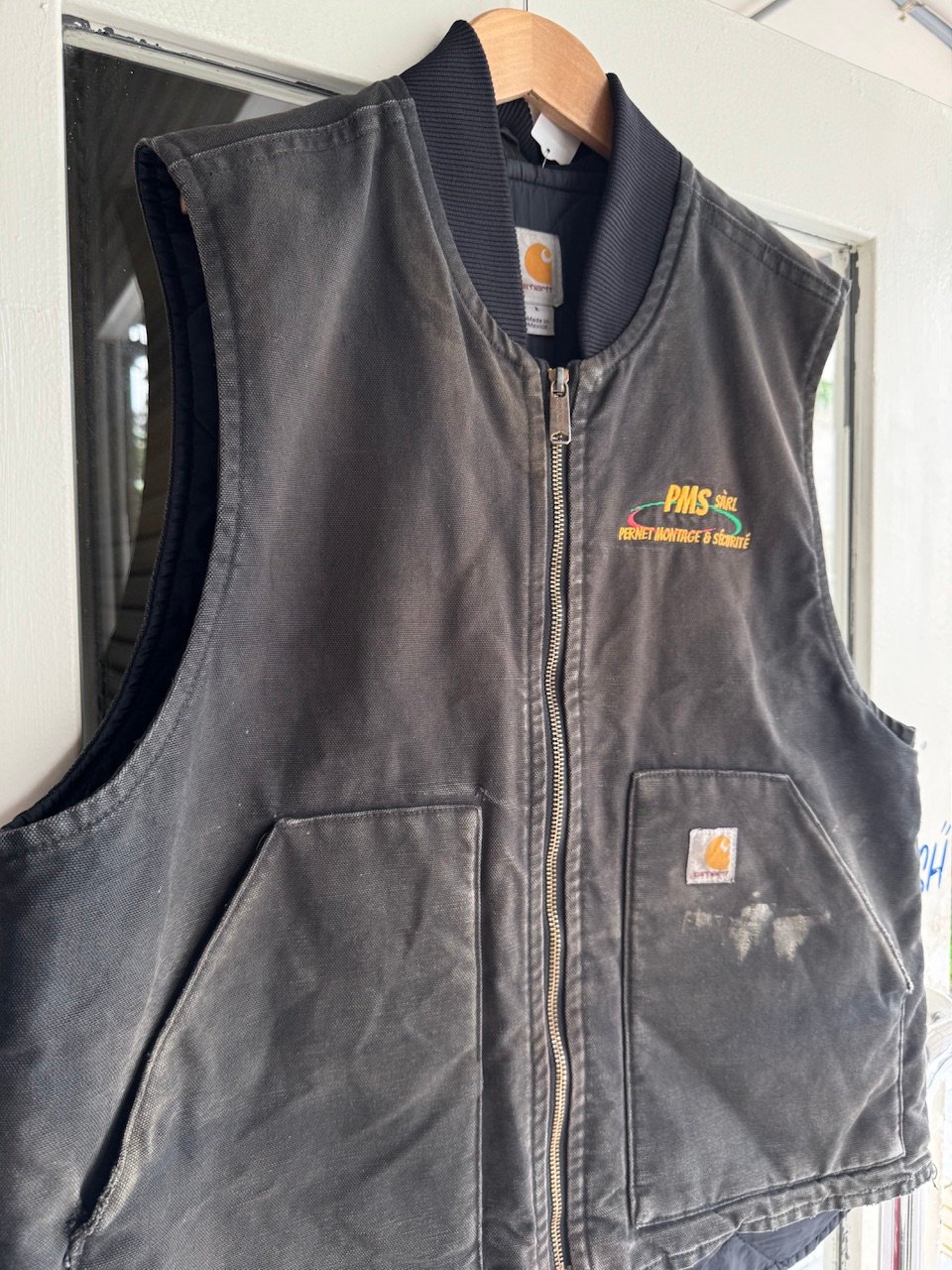 [値下げ中]Carhartt V01 ブラック ダックベスト Carhartt V01-BLKダックベスト | CUSTOM FEVER