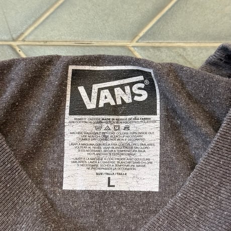 VANS デザインロゴTシャツ
