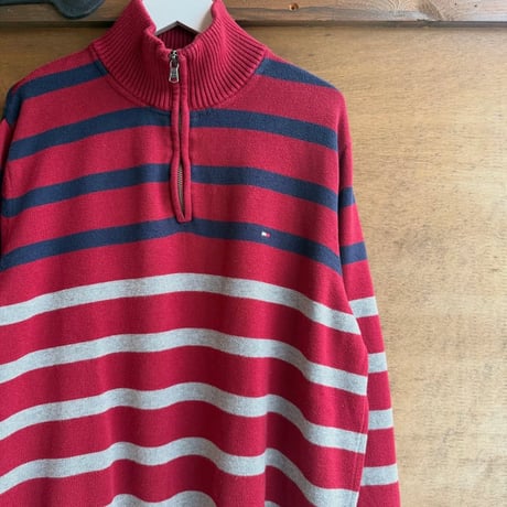 TOMMY HILFIGER ボーダーハーブジップニット