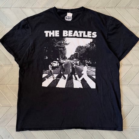 The Beatles アビー・ロードTシャツ