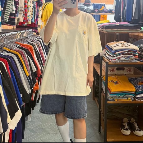 carhartt バックプリントTシャツ