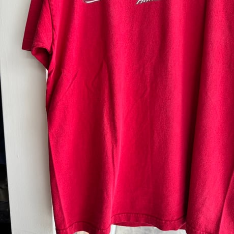 Hang LooseのプリントTシャツ