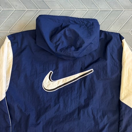 NIKE ナイロンフーディージャケット