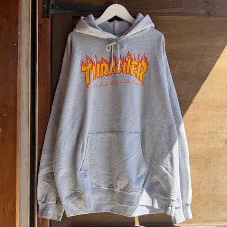 THRASHER ファイヤーロゴフーディー