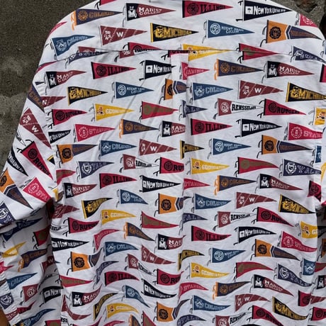 90s TOMMY HILFIGER ペナント総柄シャツ