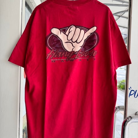 Hang LooseのプリントTシャツ
