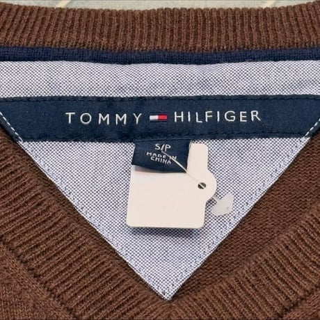 TOMMY HILFIGER Vネックコットンニット