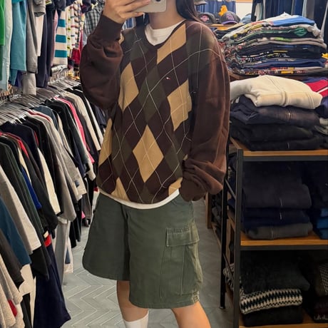 TOMMY HILFIGER アーガイル柄Vネックセーター