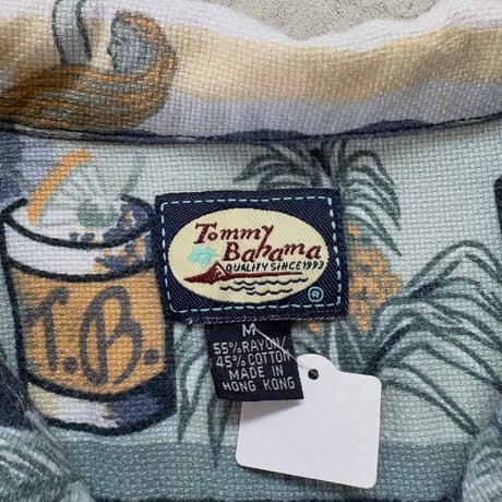 Tommy Bahama 総柄アロハシャツ