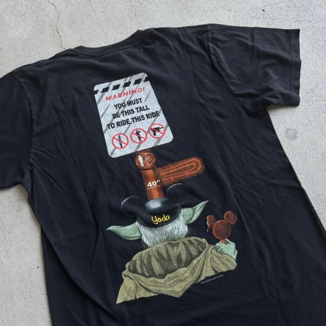 Disney ヨーダ　両面プリントTシャツ