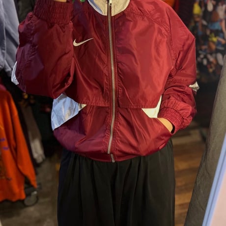 NIKE ナイロンジャケット