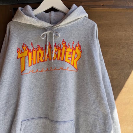 THRASHER ファイヤーロゴフーディー