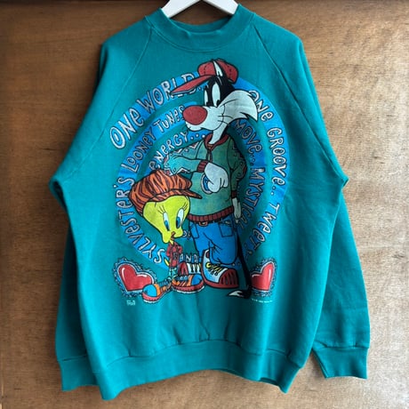 Looney Tunes キャラスウェット