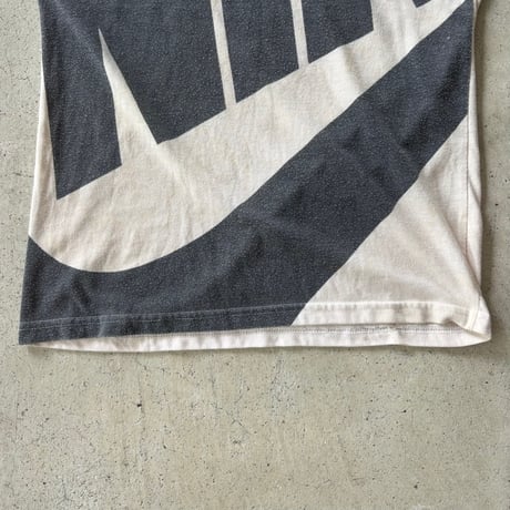 NIKE ビッグロゴTシャツ