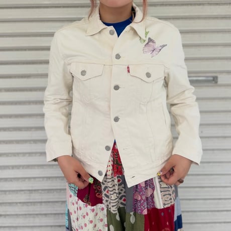 Levi’s ちょうちょデザインデニムジャケット