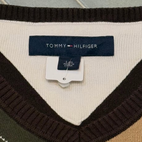 TOMMY HILFIGER アーガイル柄Vネックセーター